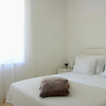 Downtown Renny شقة سبليت